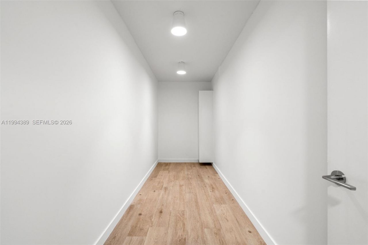 5845 Collins Ave, Unit 101, Miami Beach, FL 33140 Photo