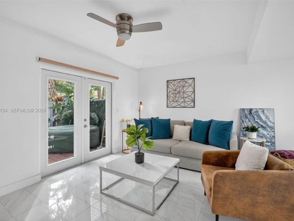 1953 NE 15th Ave , Unit 1953, Fort Lauderdale, FL 33305