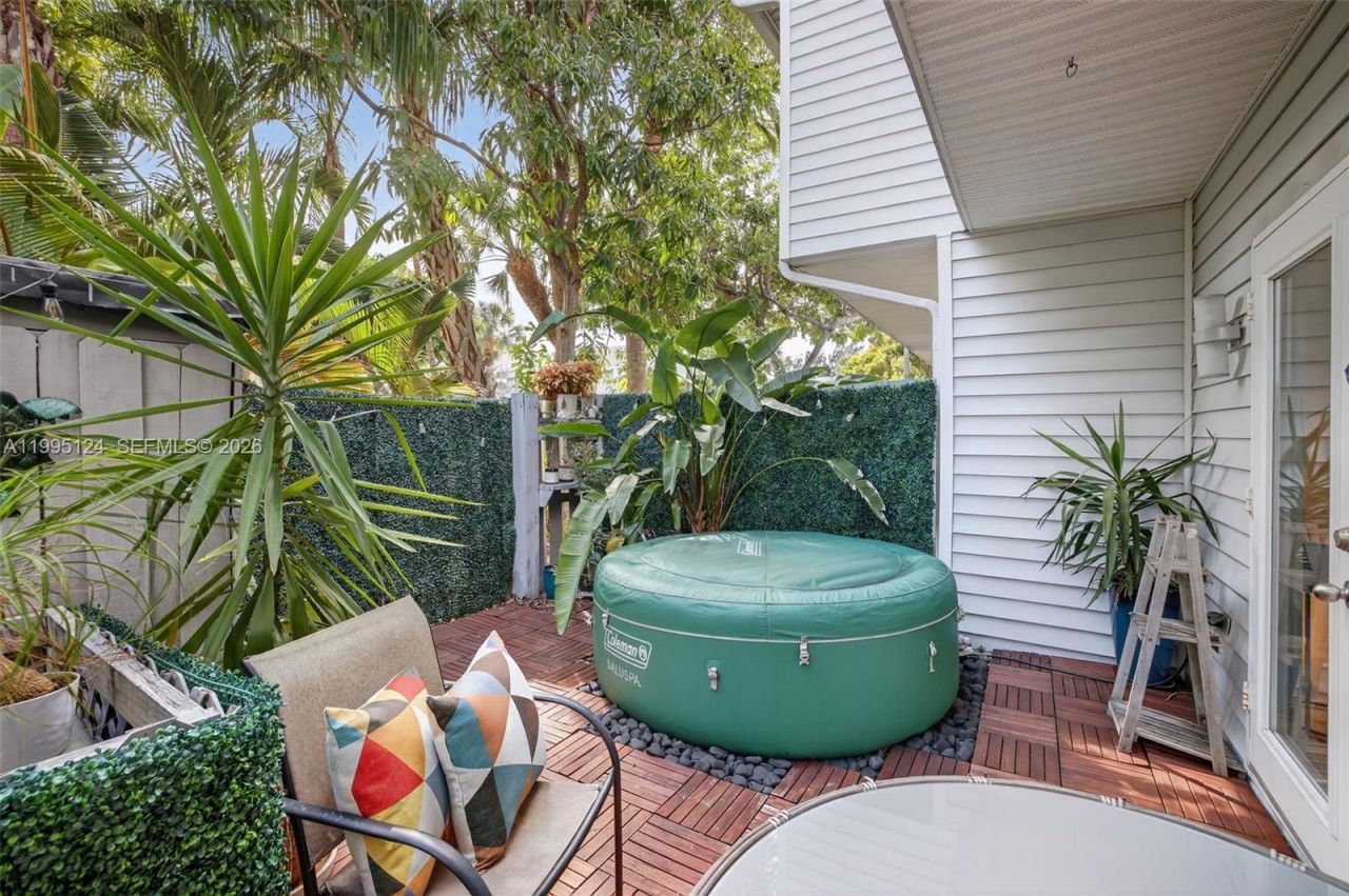 1953 NE 15th Ave, Unit 1953, Fort Lauderdale, FL 33305 Photo