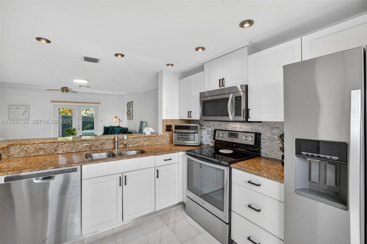 1953 NE 15th Ave, Unit 1953, Fort Lauderdale, FL 33305 Photo