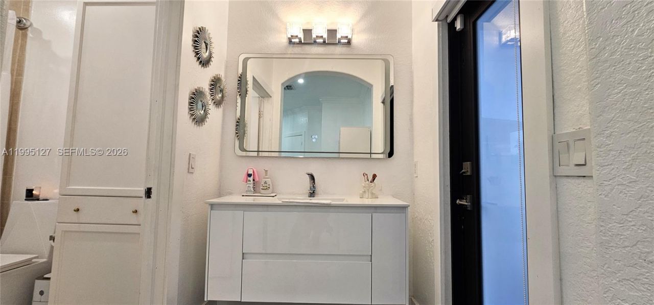 21203 SW 124th Pl , Miami, FL 33177 Photo