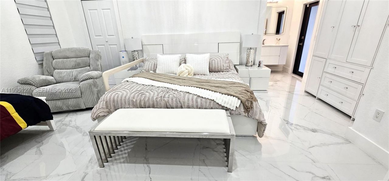 21203 SW 124th Pl , Miami, FL 33177 Photo