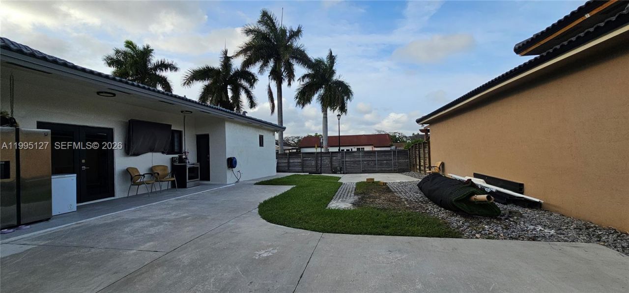 21203 SW 124th Pl , Miami, FL 33177 Photo