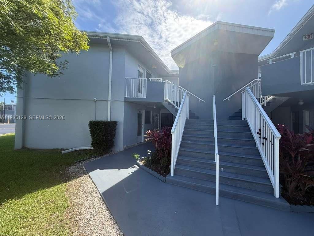 1663 NE Miami Gardens Dr , Unit 140, Miami, FL 33179 Photo