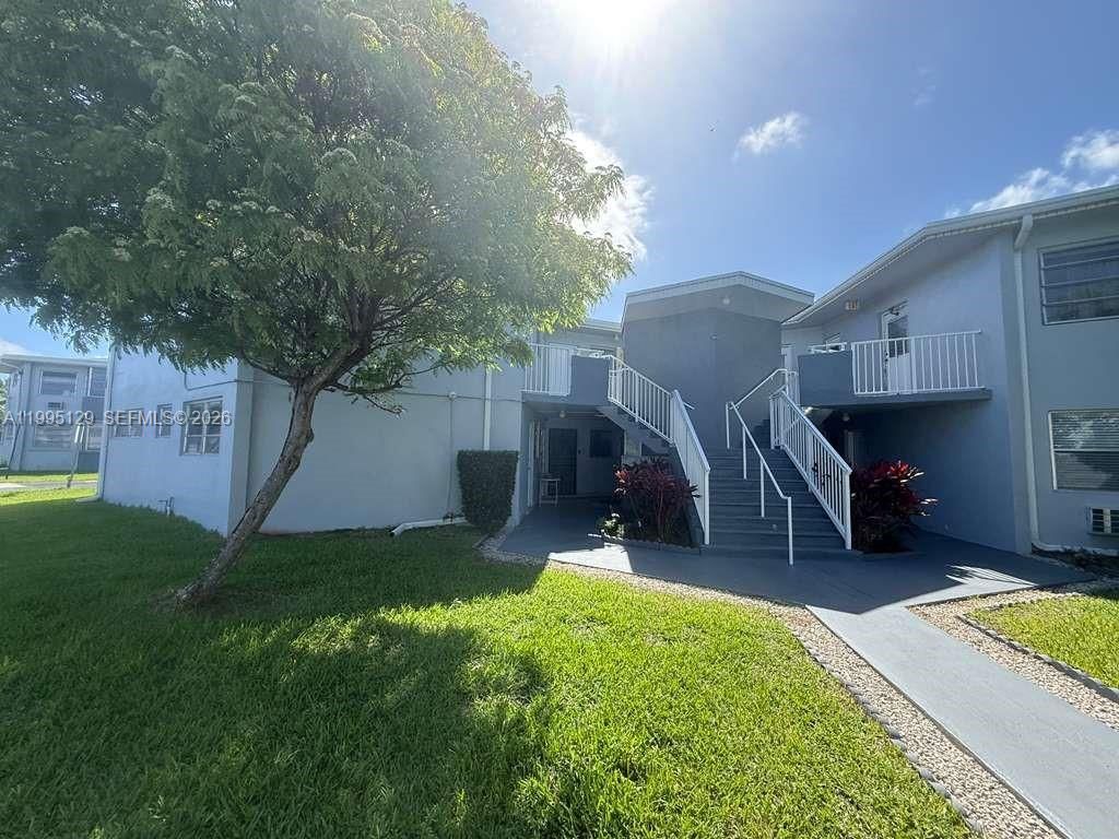 1663 NE Miami Gardens Dr , Unit 140, Miami, FL 33179 Photo