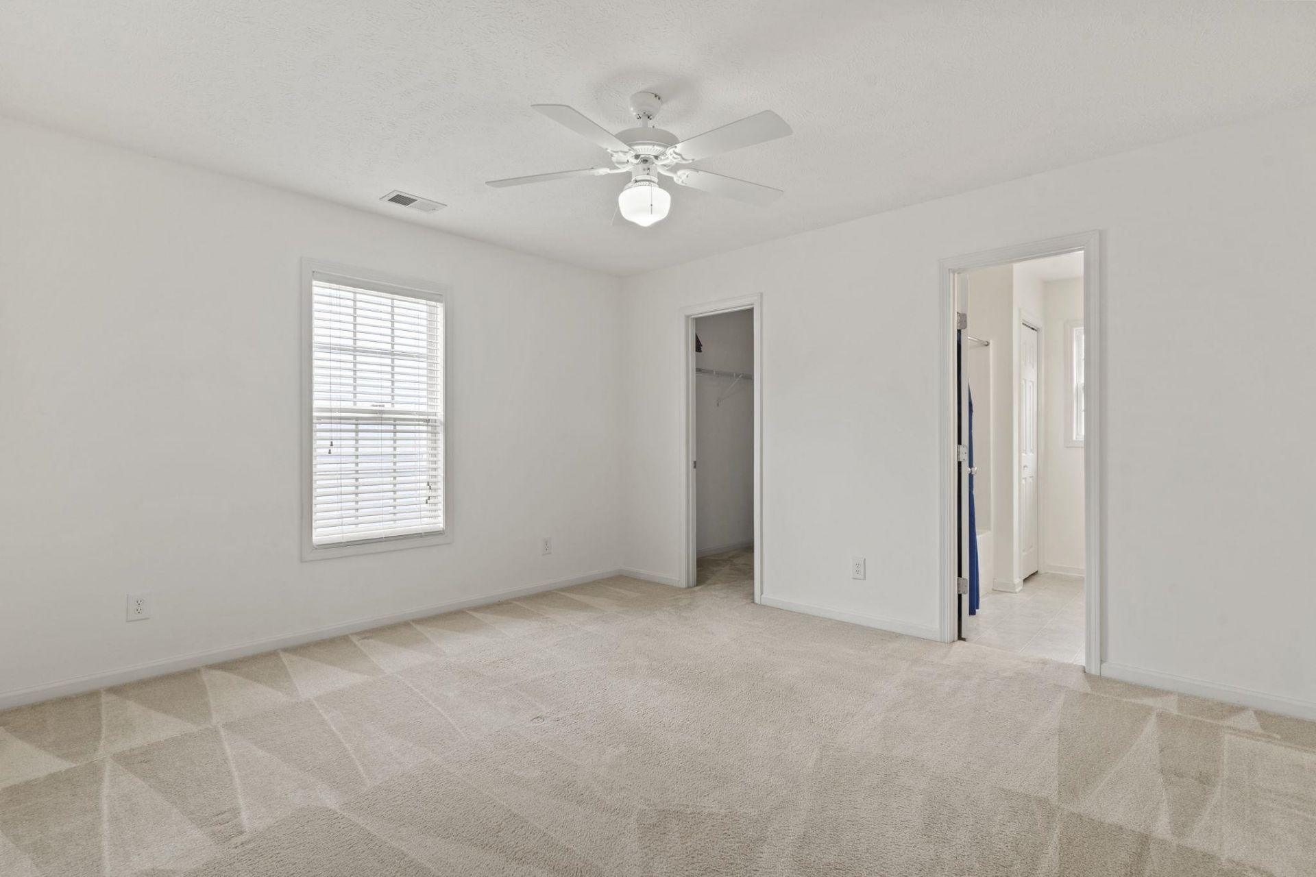 634 W Perry Rd.  Photo 10