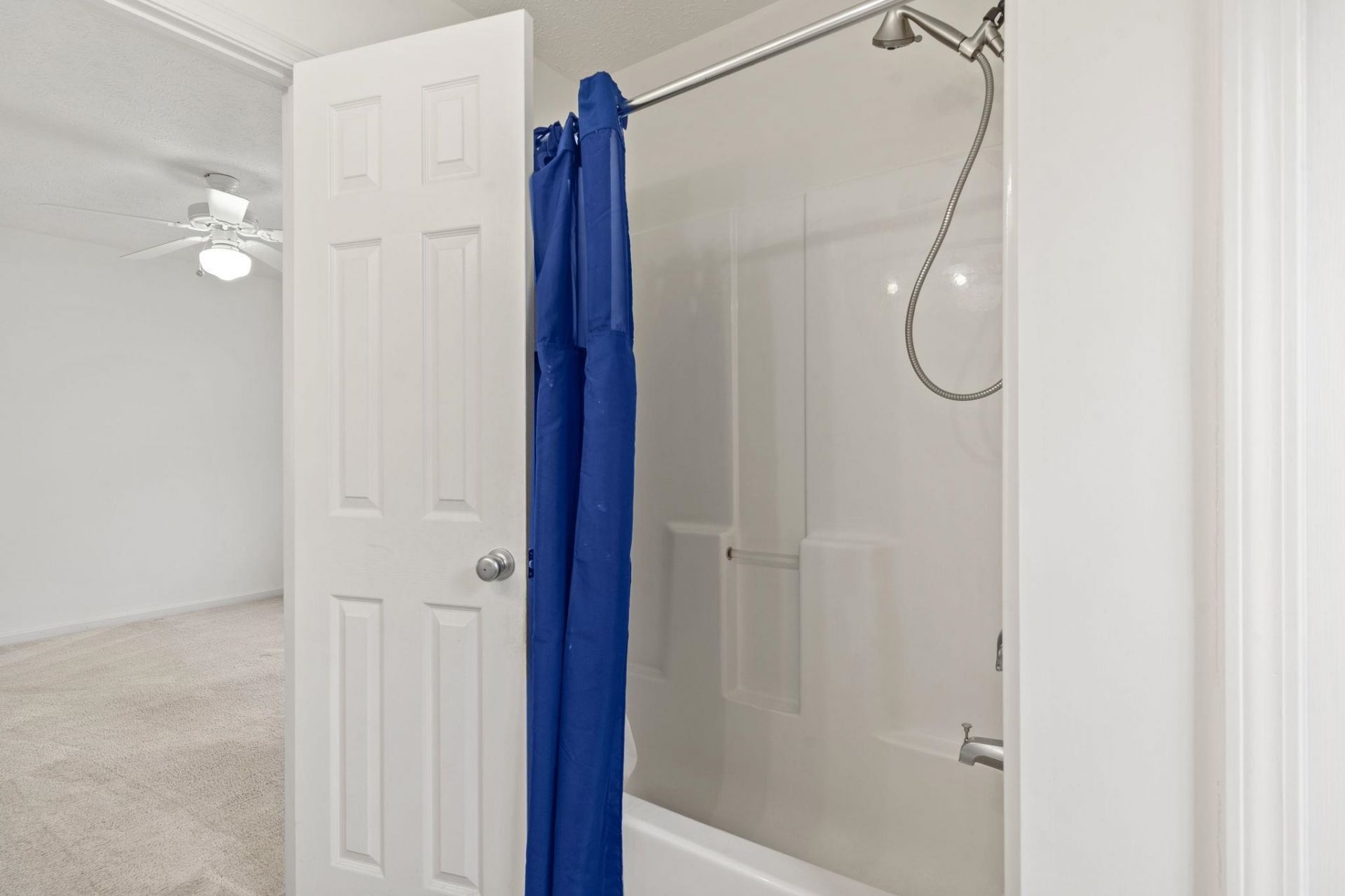 634 W Perry Rd.  Photo 14