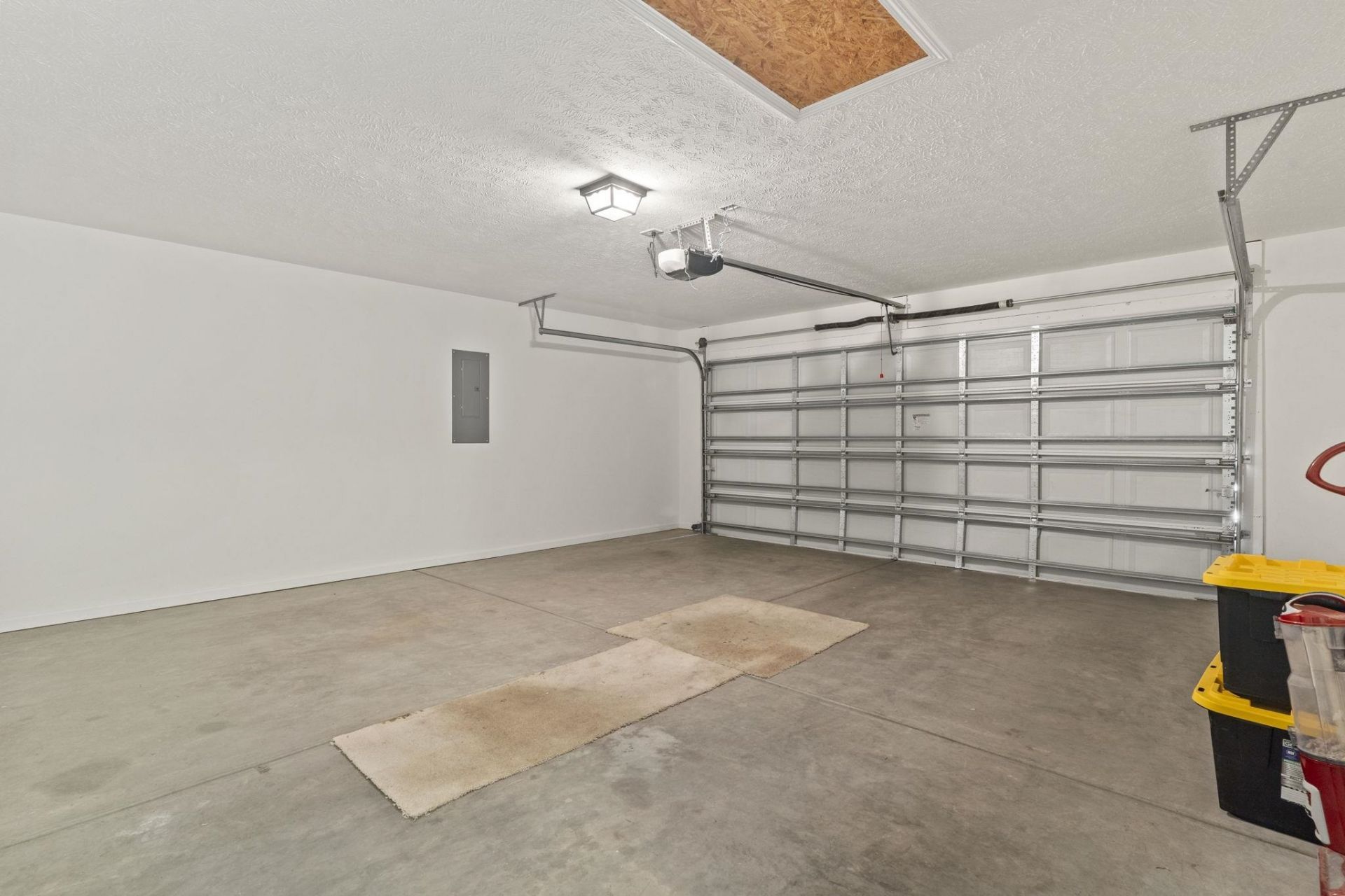 634 W Perry Rd.  Photo 15