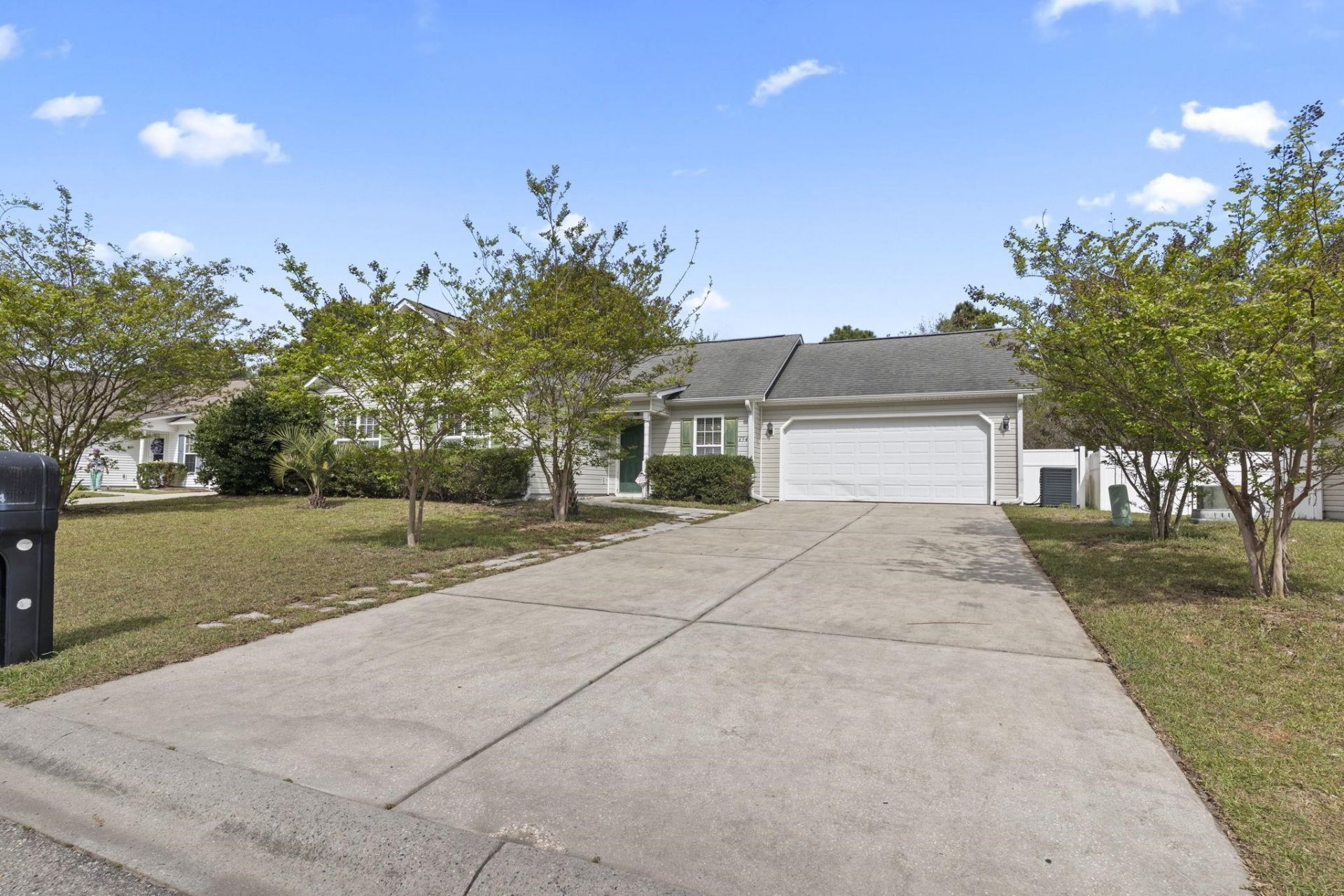 634 W Perry Rd.  Photo 34