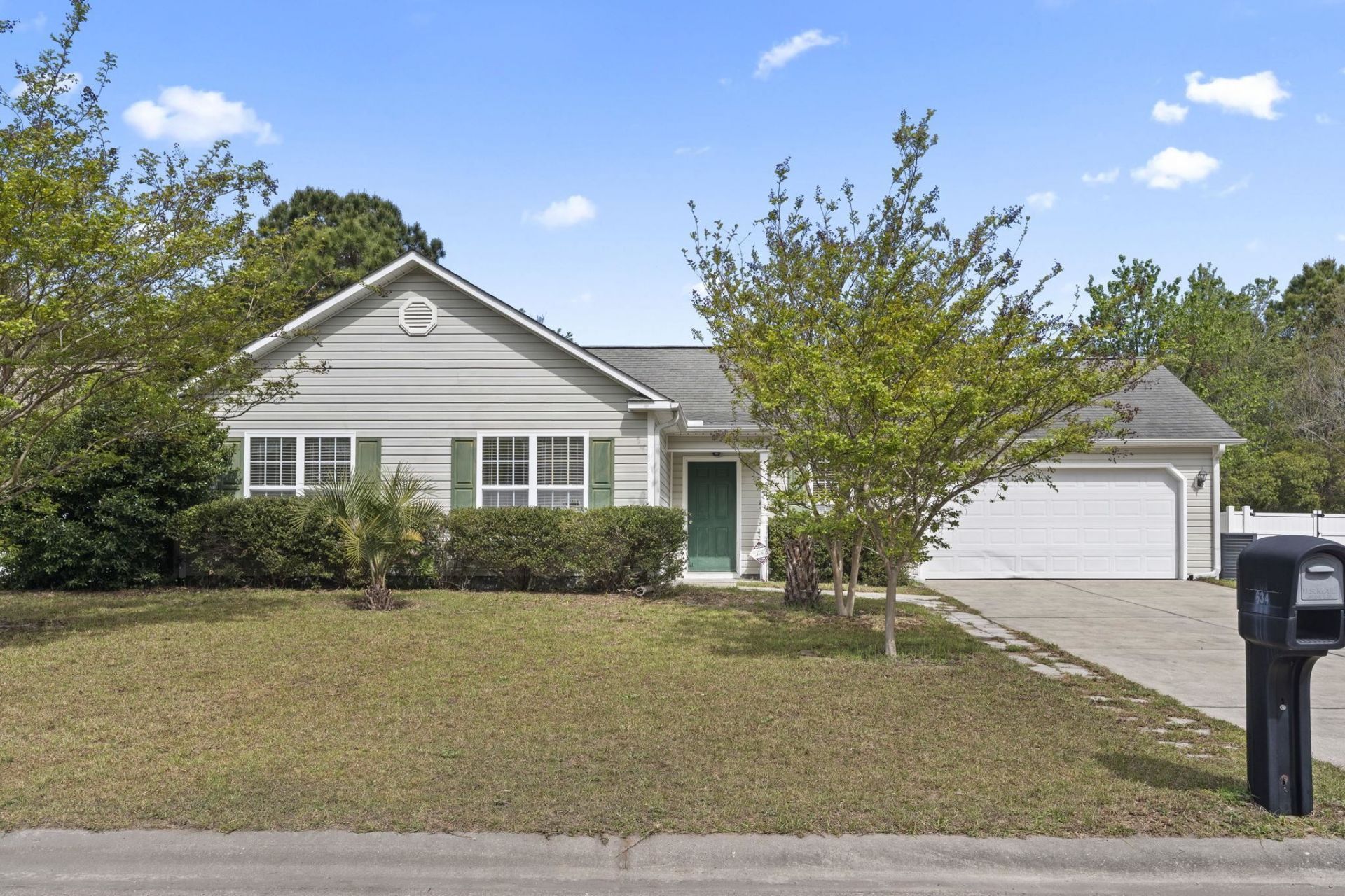 634 W Perry Rd.  Photo 35