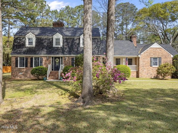 904 Hidden Drive , New Bern, NC 28562