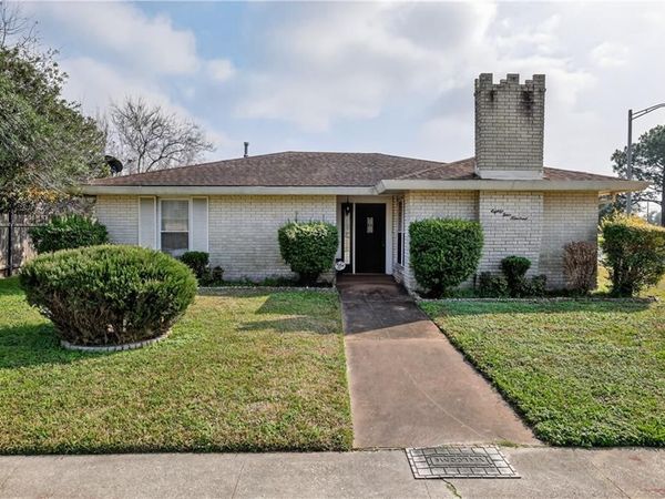 8400 ABERDEEN Road, New Orleans, LA 70127