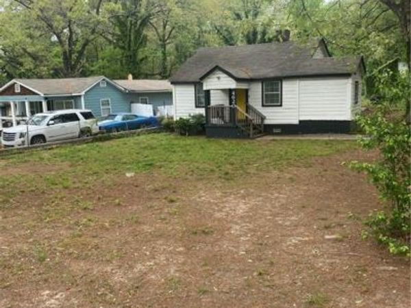 4620 White City Road , College Park, GA 30337