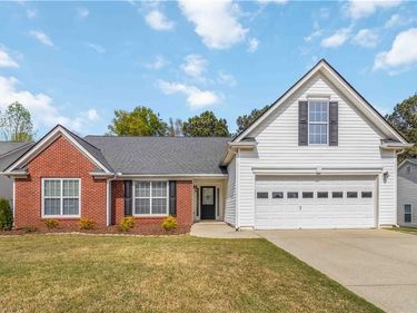 3237 Victoria Park Lane NE, Buford, GA 30519