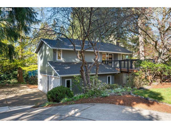 1955 W 28TH AVE, Eugene, OR 97405