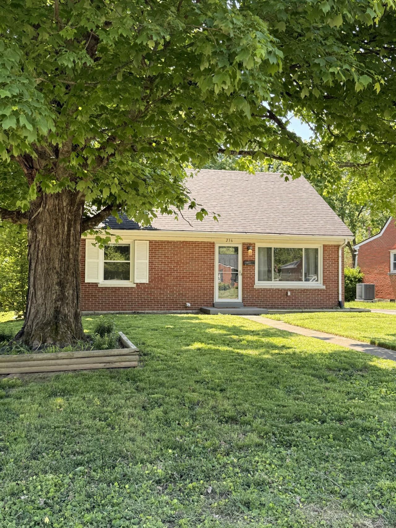 236 Zandale Drive, Lexington, KY 40503 Main Photo