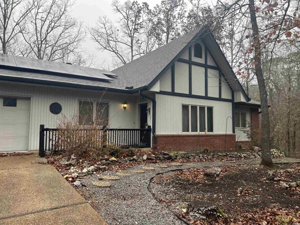7 RODRIGUEZ Place, Hot Springs Village, AR 71909