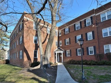 2902 13TH ROAD S , Unit 102, ARLINGTON, VA 22204