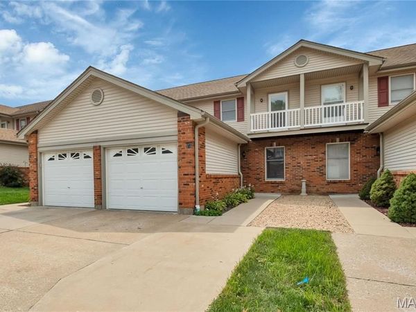 213 Deer Hollow Court , O'Fallon, MO 63366