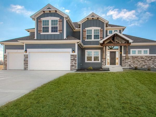 8964 NE 99th Terrace, Kansas City, MO 64157