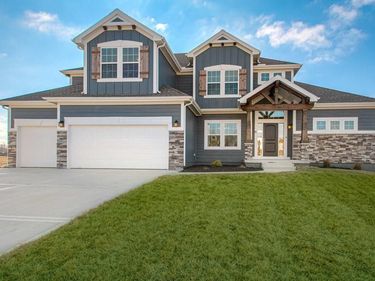 8964 NE 99th Terrace, Kansas City, MO 64157