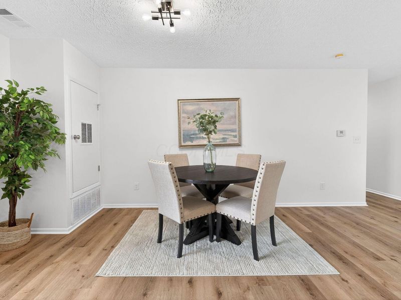 3767 Karl Road, Unit 322, Columbus, OH 43224 Photo 4