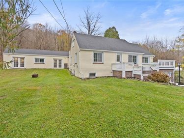 3860 S Street Road, Marcellus, NY 13108