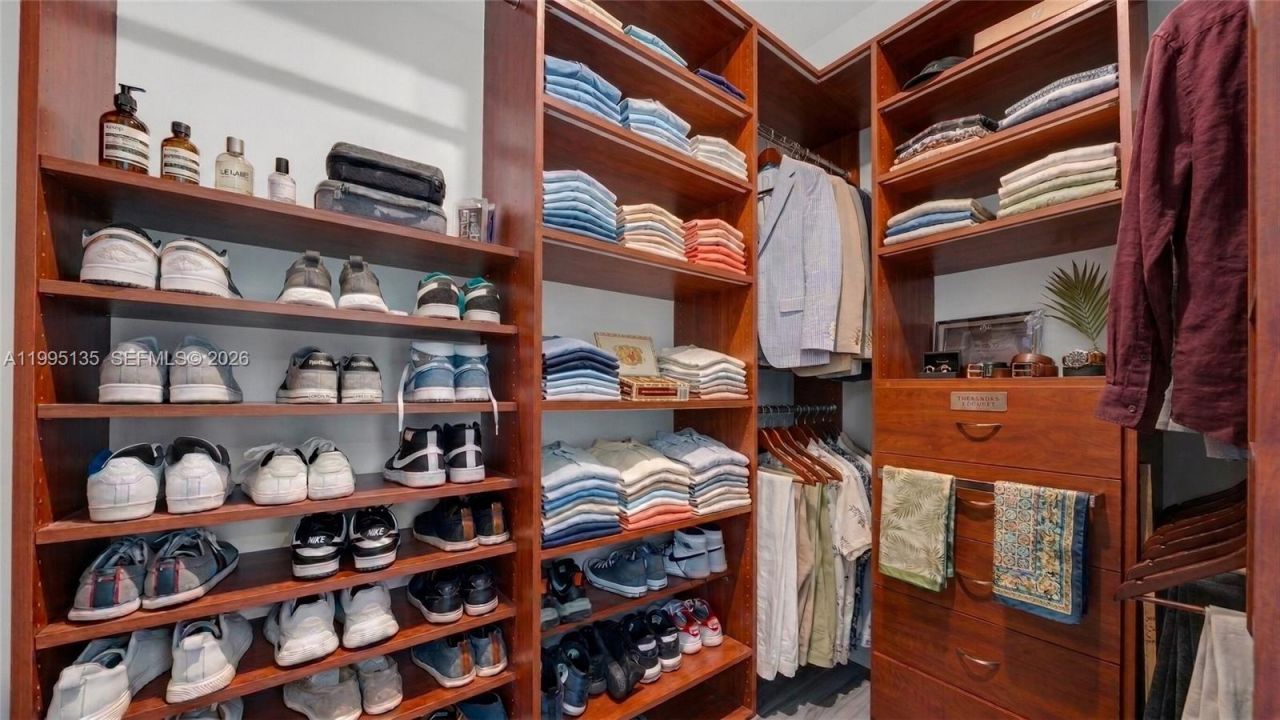 1895 NE 118th Rd , North Miami, FL 33181 Photo