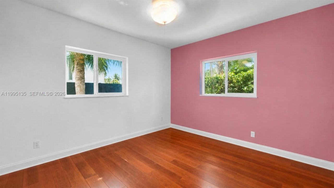 1895 NE 118th Rd, North Miami, FL 33181 Photo