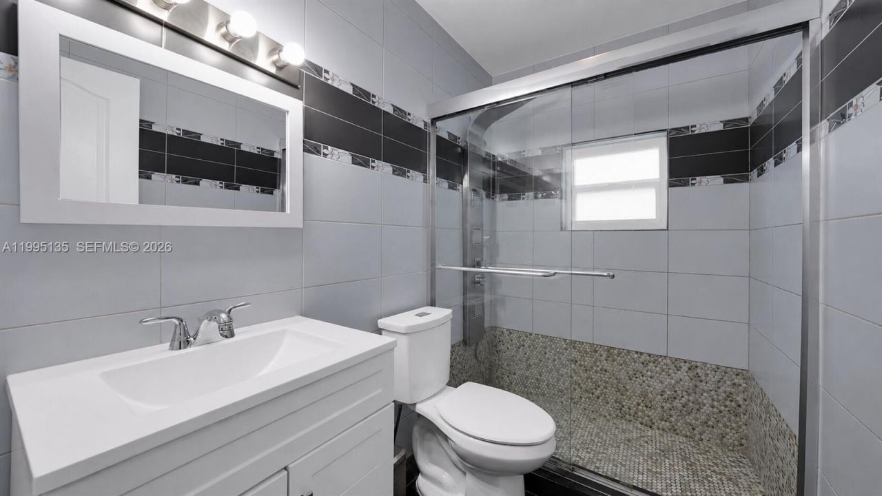 1895 NE 118th Rd, North Miami, FL 33181 Photo