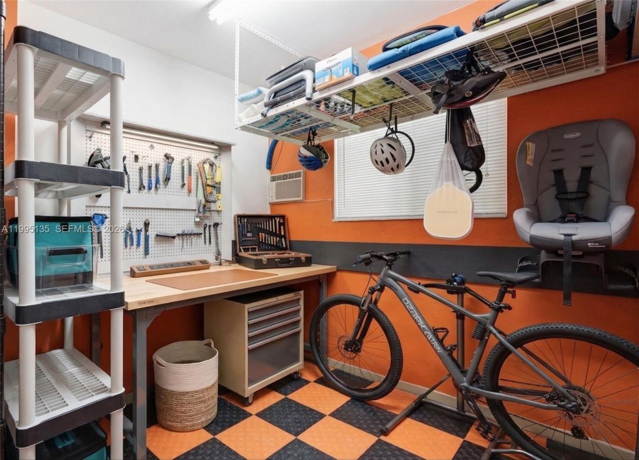 1895 NE 118th Rd , North Miami, FL 33181 Photo