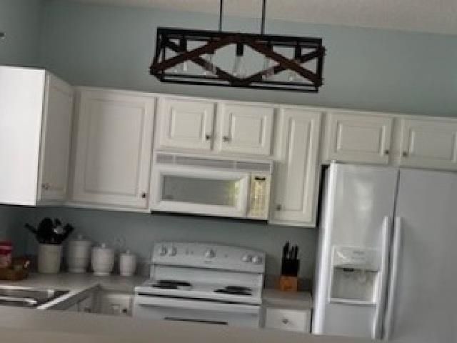 5801 Oyster Catcher Dr.  Photo 5