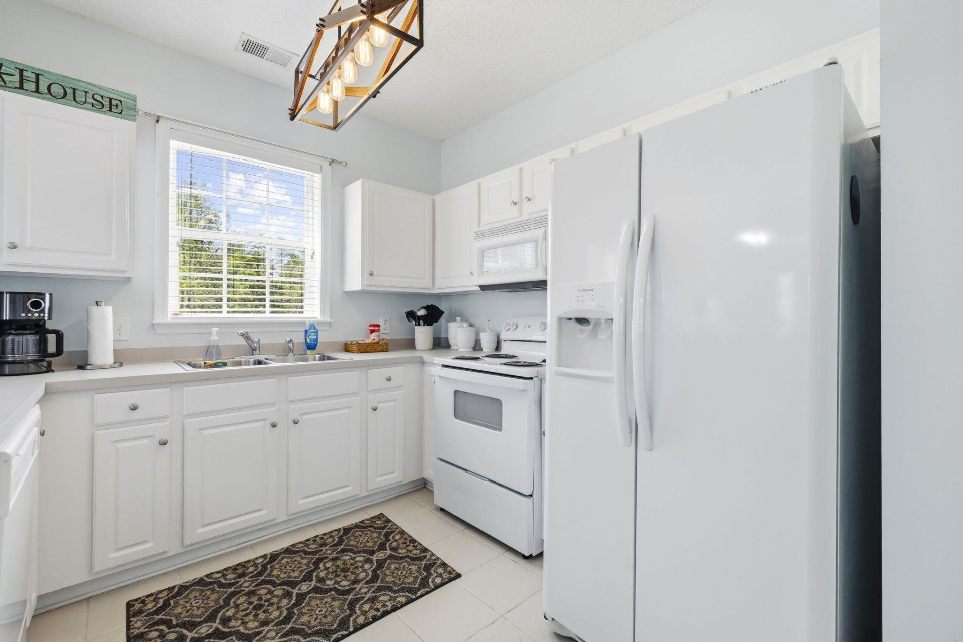 5801 Oyster Catcher Dr. Photo 7