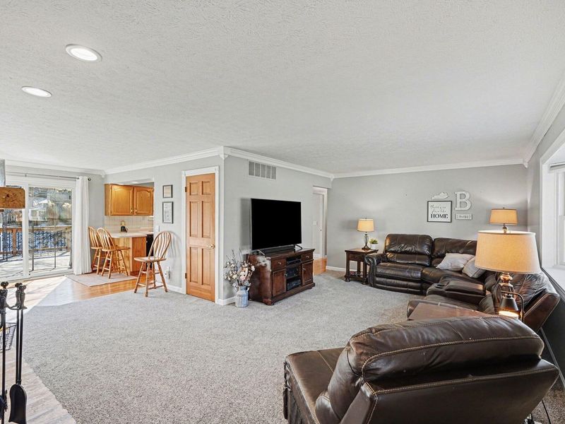 715 Vincent Drive, Taylor Mill, KY 41015 Photo 3