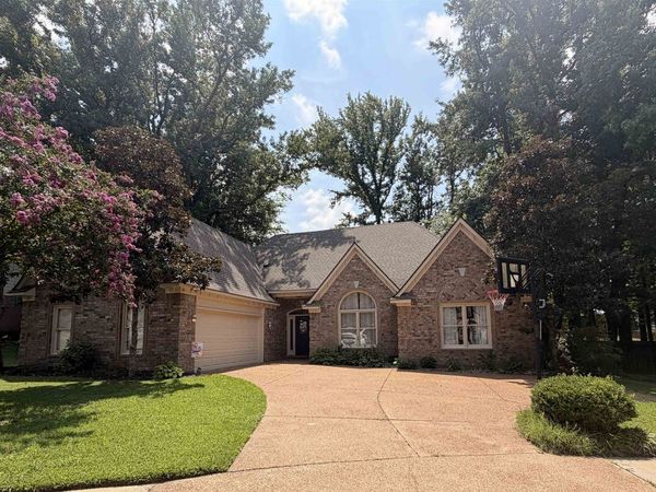 11905 COUNTRY VALLEY CV, Arlington, TN 38002