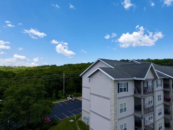 330 South Wildwood Drive, Unit Bldg 6 Uni, Branson, MO 65616