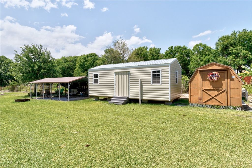 9556 Fleming Grant Road, Micco, FL 32976 Photo