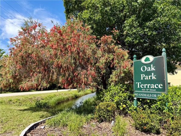 400 18th Street, Unit B4, Vero Beach, FL 32960