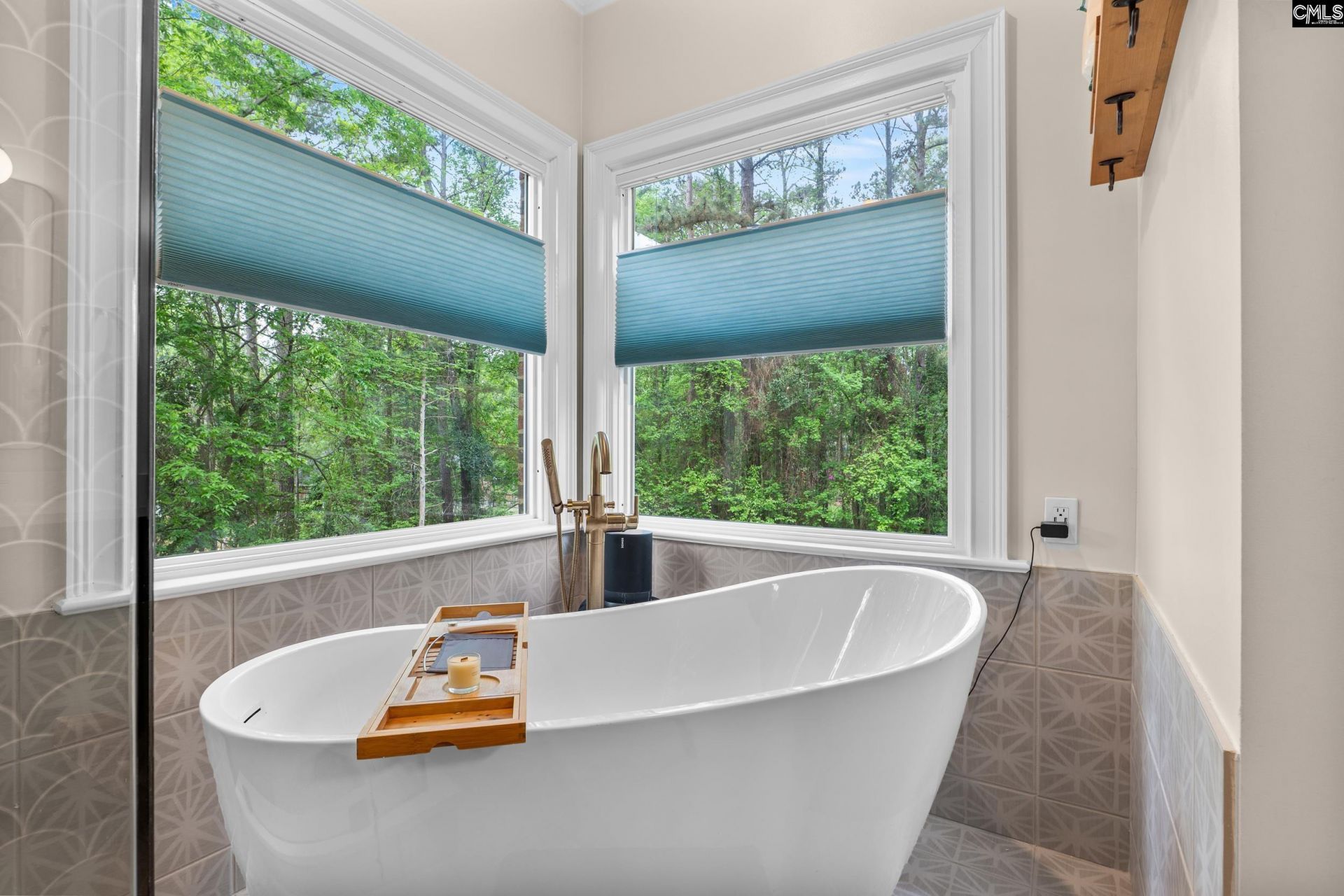 13 Williamstown Court  Photo 24