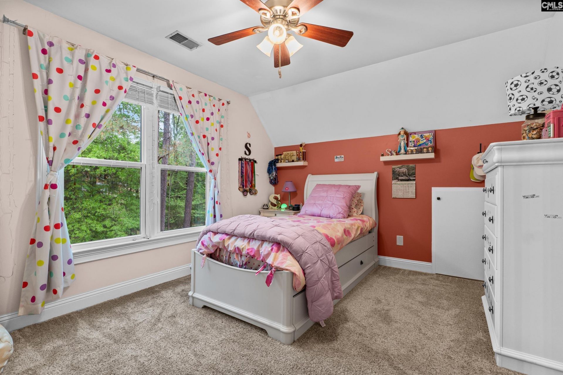 13 Williamstown Court Photo 30