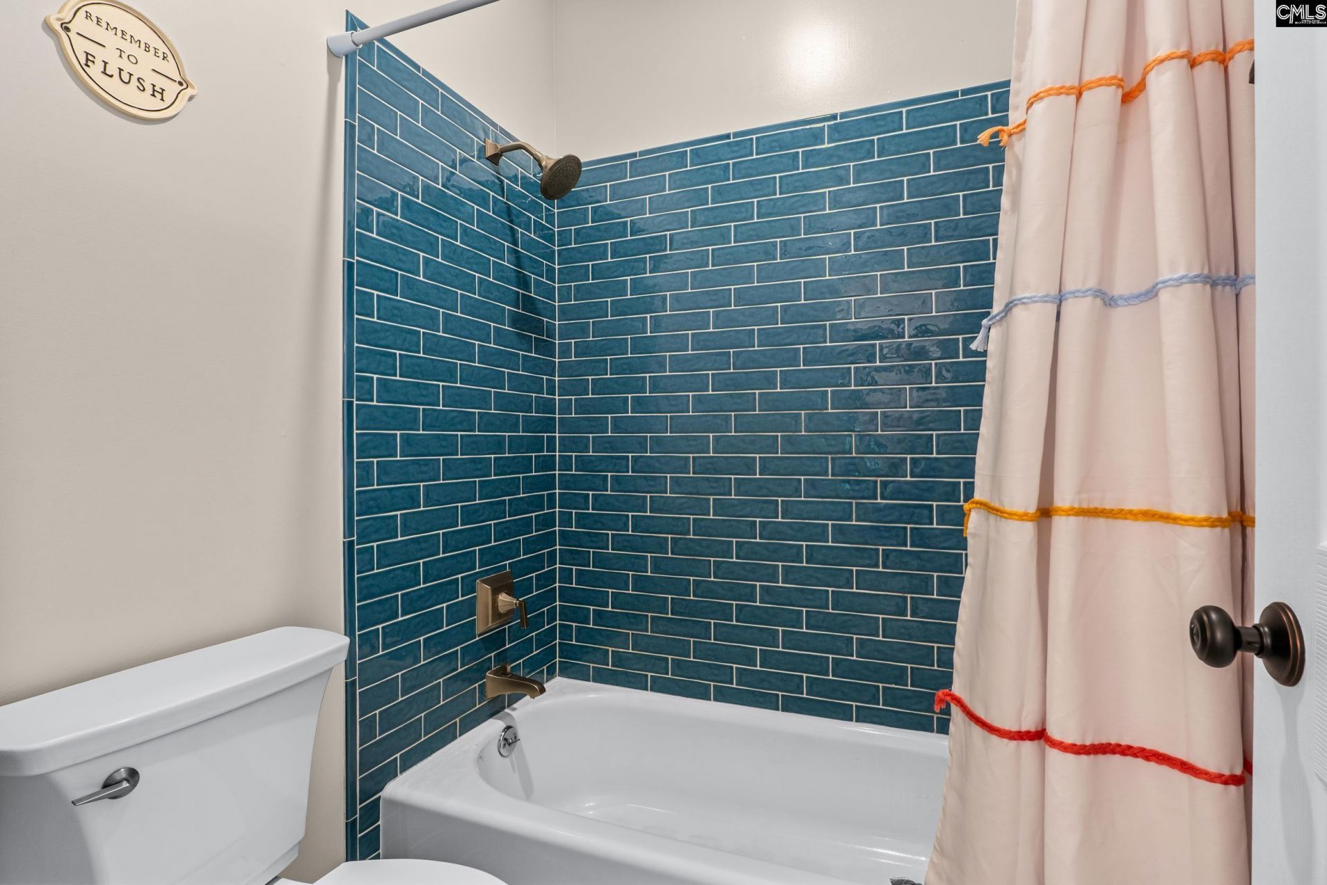 13 Williamstown Court Photo 35