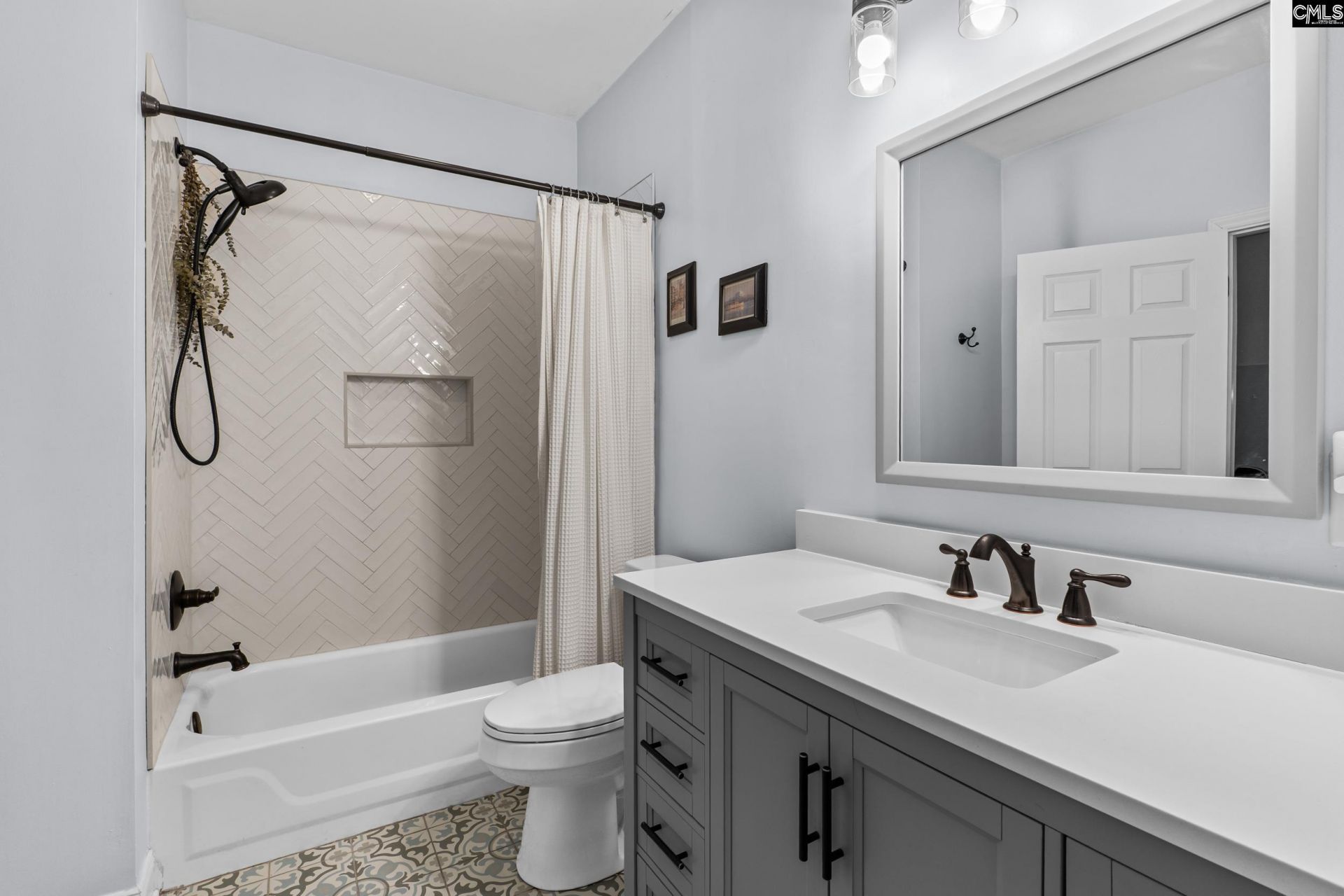 13 Williamstown Court Photo 41