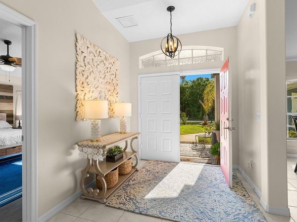 8755 91st Avenue, Vero Beach, FL 32967