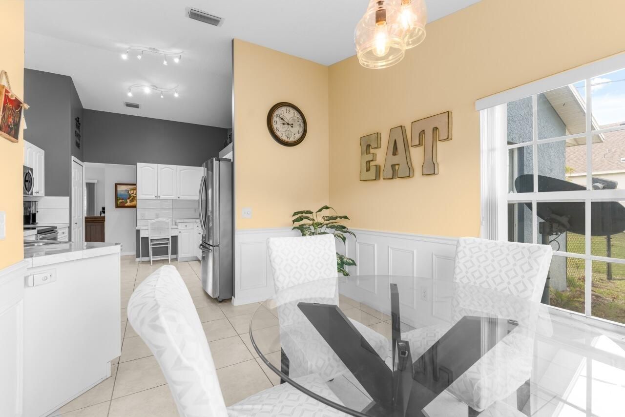 8755 91st Avenue, Vero Beach, FL 32967 Photo