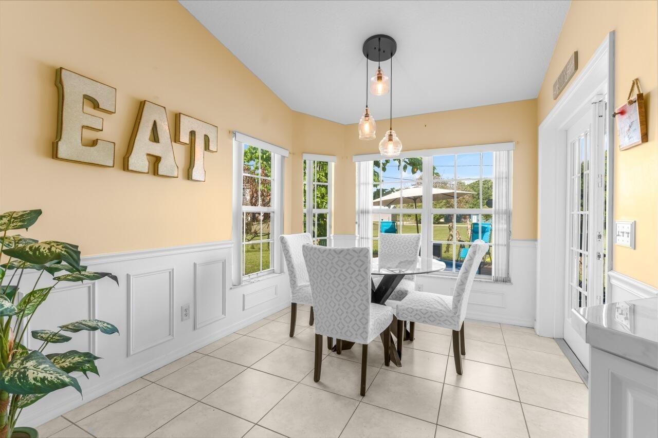 8755 91st Avenue, Vero Beach, FL 32967 Photo