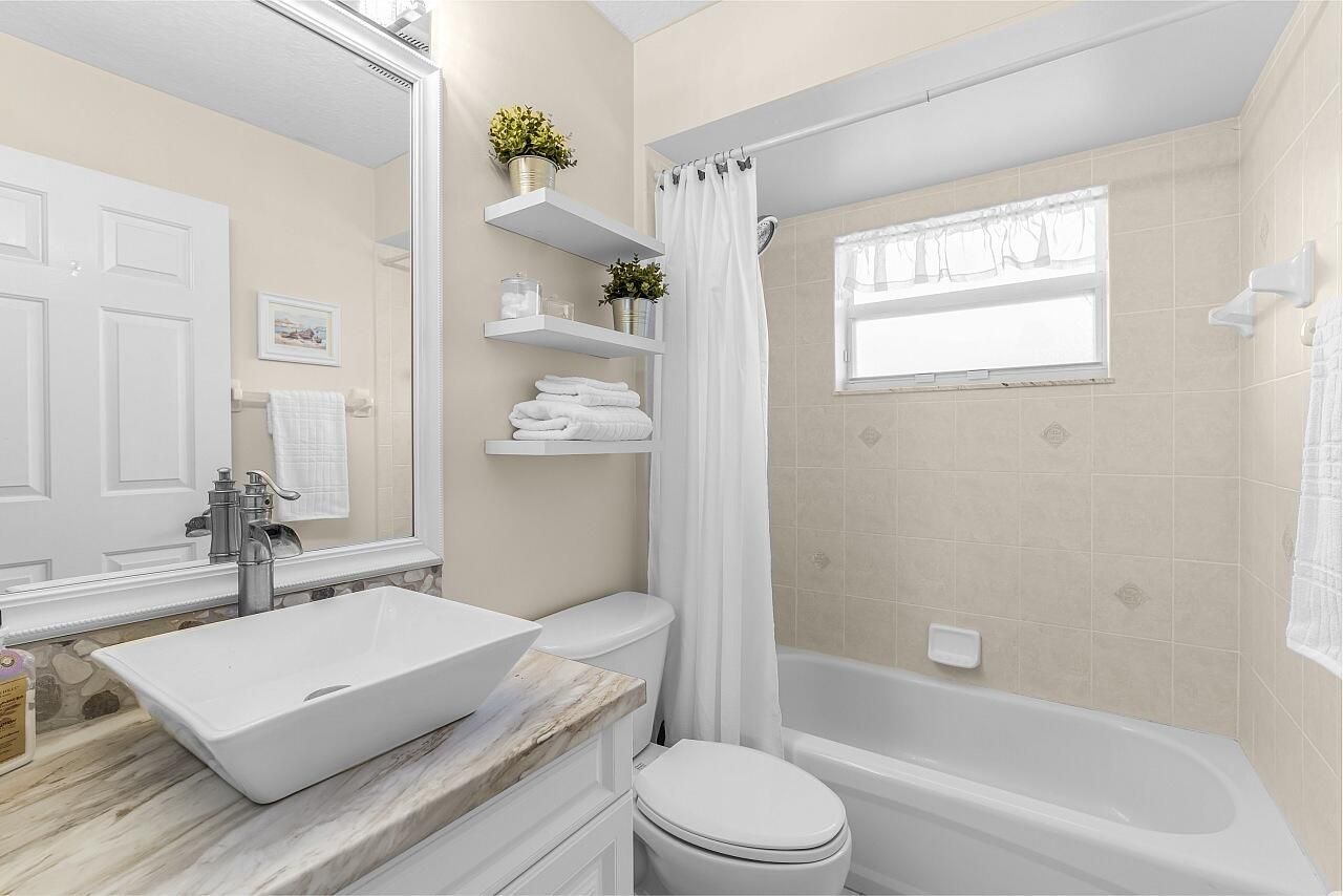 8755 91st Avenue, Vero Beach, FL 32967 Photo