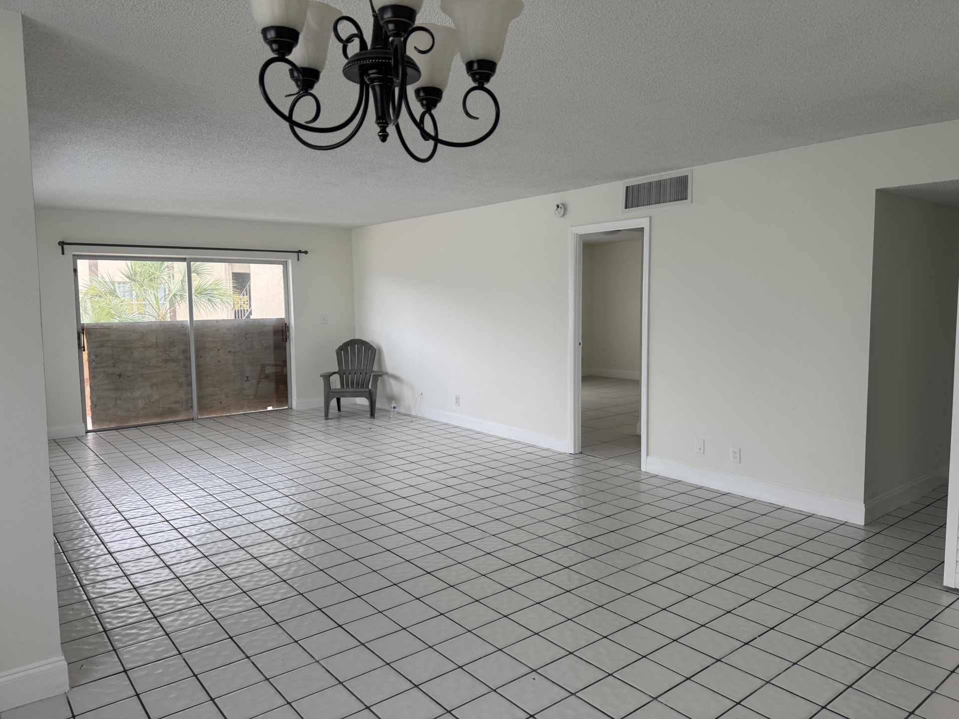 6300 S Falls Cir Drive, Unit 314, Lauderhill, FL 33319 Photo