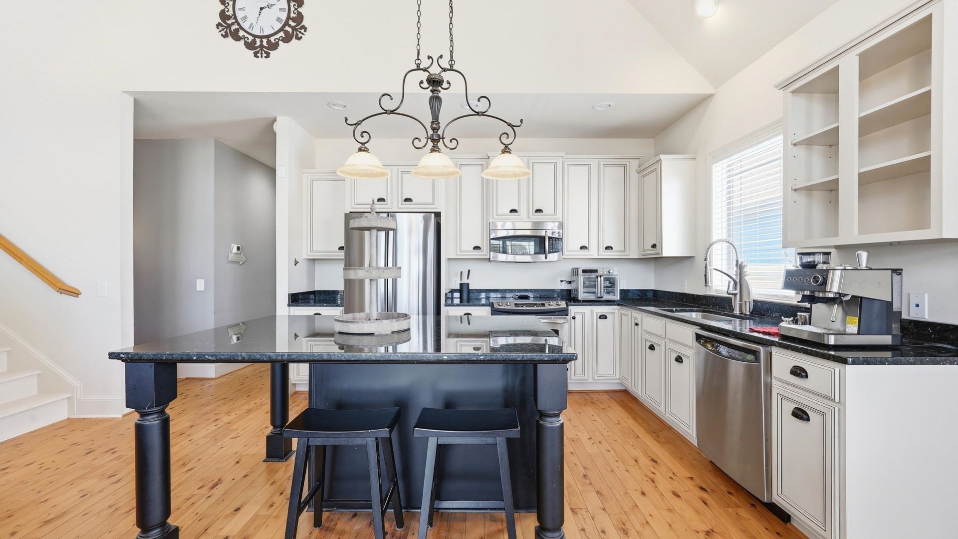 915 Ocean Pines Ct. Photo 12