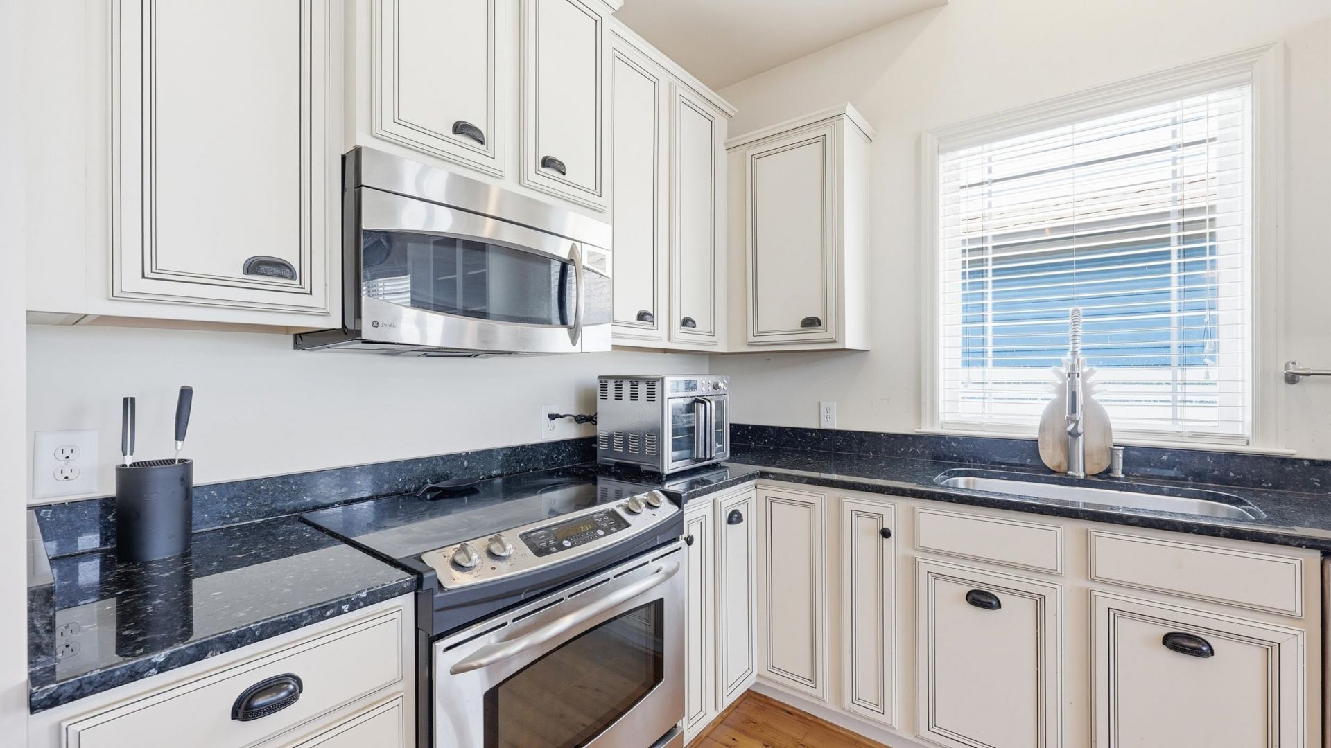 915 Ocean Pines Ct. Photo 14