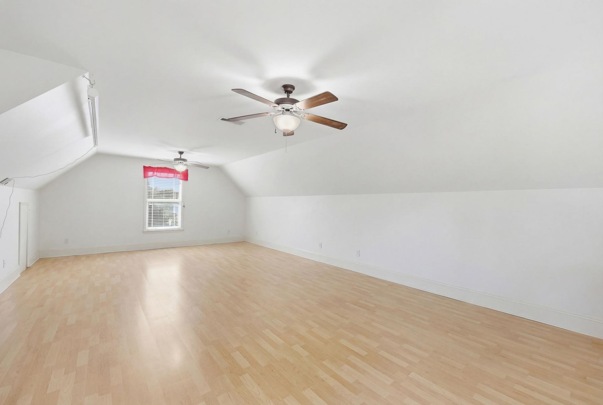 915 Ocean Pines Ct. Photo 34